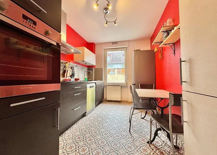 Terracotta Duplex, 8 Guest, Garage Included *